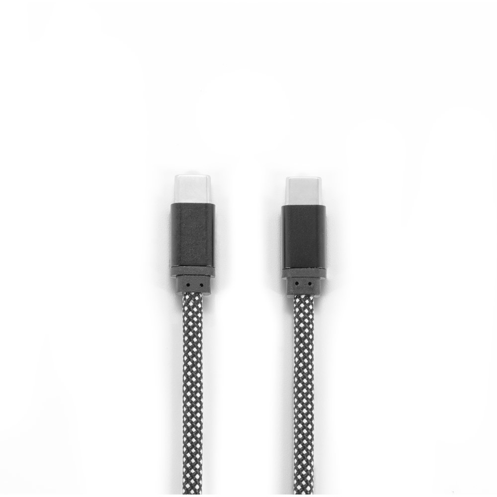 NADELLA. USB-C-naar-USB-C-kabel met een gevlochten polyestersnoer (60 W) en een magnetisch systeem om de kabel gemakkelijk op te rollen